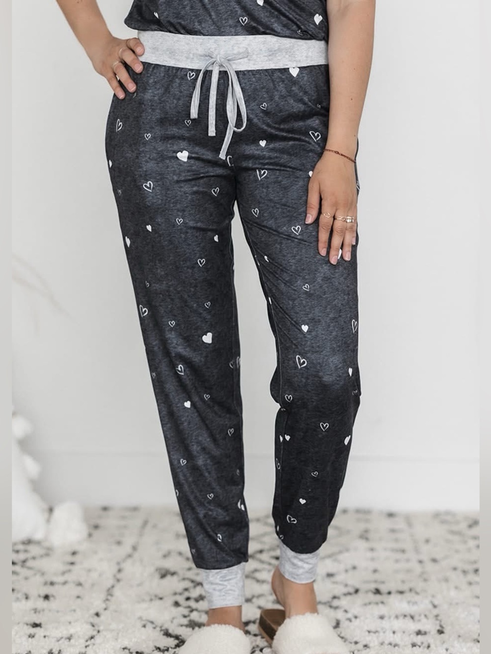 Lots of Love Joggers (NWT) 🍒 Dark Grey Heart Print, Size Small